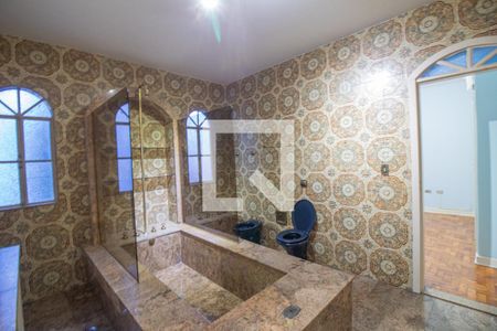 Casa à venda com 550m², 4 quartos e 8 vagas Casa à venda com 550m², 4 quartos e 8 vagasBanheiro