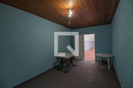Casa à venda com 550m², 4 quartos e 8 vagas Casa à venda com 550m², 4 quartos e 8 vagasSalão