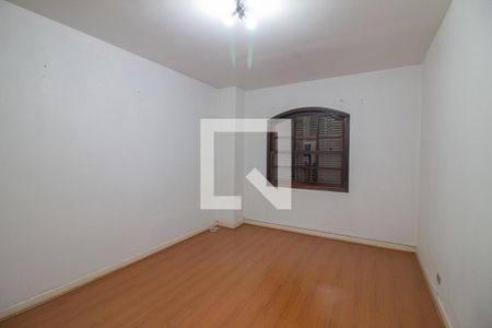 Casa à venda com 550m², 4 quartos e 8 vagas Casa à venda com 550m², 4 quartos e 8 vagasSuíte