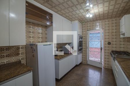 Casa à venda com 550m², 4 quartos e 8 vagas Casa à venda com 550m², 4 quartos e 8 vagasCozinha