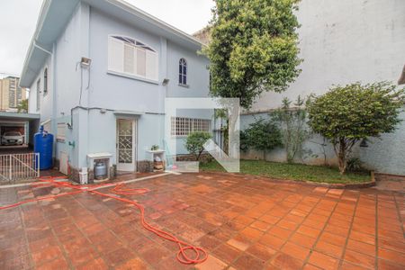Casa à venda com 550m², 4 quartos e 8 vagas Casa à venda com 550m², 4 quartos e 8 vagasÁrea Externa