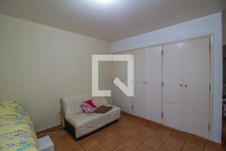 Casa à venda com 550m², 4 quartos e 8 vagas Casa à venda com 550m², 4 quartos e 8 vagasQuarto 3