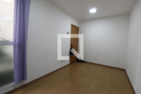 Sala de Estar de apartamento à venda com 2 quartos, 42m² em Estância Velha, Canoas