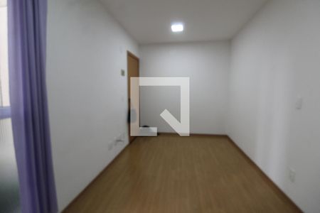 Sala de Estar de apartamento à venda com 2 quartos, 42m² em Estância Velha, Canoas