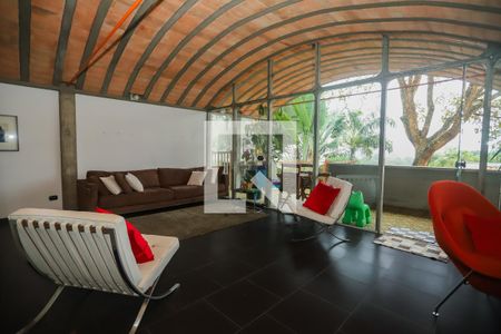 Sala de casa à venda com 4 quartos, 440m² em Alto da Lapa, São Paulo