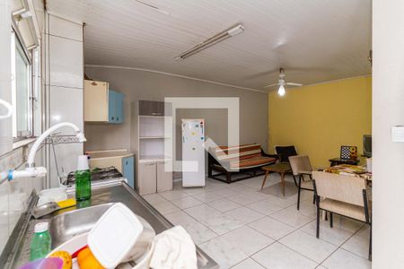 Cozinha/sala de casa à venda com 3 quartos, 300m² em Rubem Berta, Porto Alegre