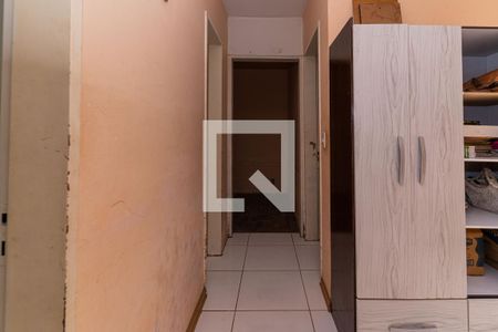 Corredor de casa à venda com 3 quartos, 300m² em Rubem Berta, Porto Alegre