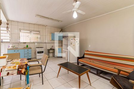 Cozinha/sala de casa à venda com 3 quartos, 300m² em Rubem Berta, Porto Alegre