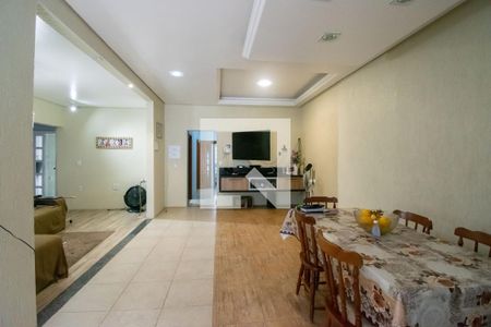 Sala de casa à venda com 3 quartos, 280m² em Coronel Aparicio Borges, Porto Alegre