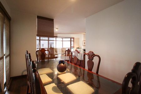 Sala  de apartamento à venda com 4 quartos, 190m² em Itaim Bibi, São Paulo