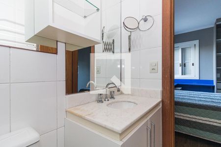Banheiro da Suíte de apartamento à venda com 2 quartos, 68m² em Bela Vista, Porto Alegre