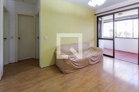 Sala de apartamento para alugar com 2 quartos, 70m² em Auxiliadora, Porto Alegre