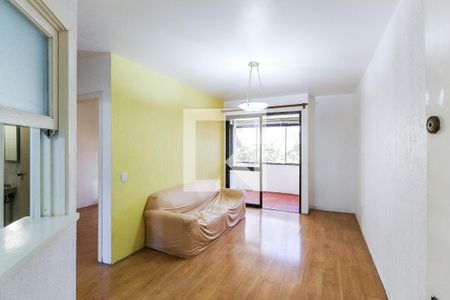 Sala de apartamento para alugar com 2 quartos, 70m² em Auxiliadora, Porto Alegre