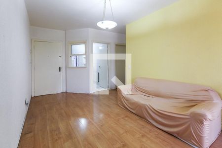 Sala de apartamento para alugar com 2 quartos, 70m² em Auxiliadora, Porto Alegre