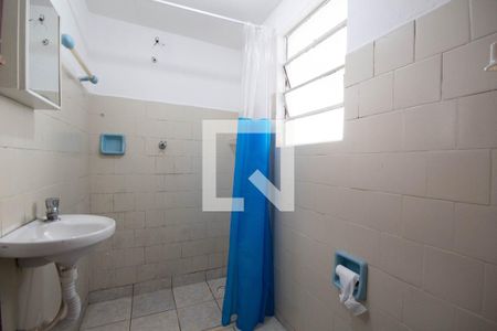 Banheiro de casa à venda com 1 quarto, 50m² em Veloso, Osasco