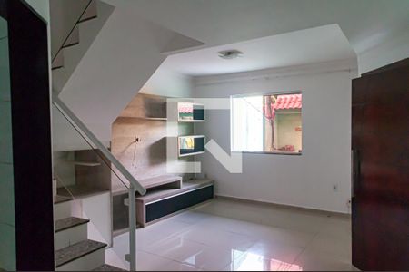 Sala de casa à venda com 2 quartos, 120m² em Curicica, Rio de Janeiro