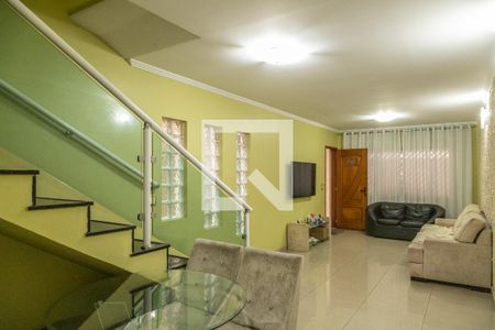 Sala de casa à venda com 4 quartos, 300m² em Vila Marieta, São Paulo