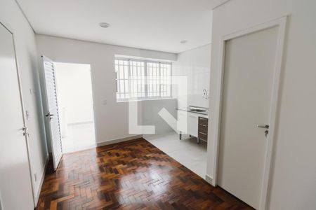 Studio de kitnet/studio para alugar com 1 quarto, 25m² em Bom Retiro, São Paulo