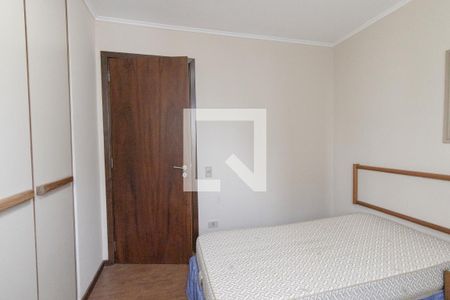 Quarto 1 de apartamento para alugar com 2 quartos, 60m² em Centro, Curitiba