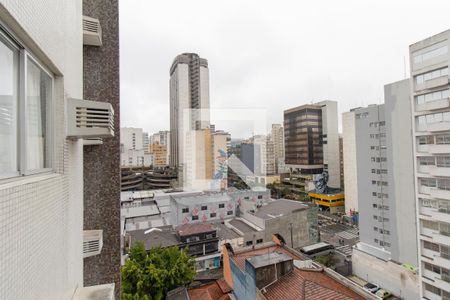 Vista da Varanda  de apartamento para alugar com 2 quartos, 60m² em Centro, Curitiba