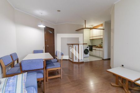 Sala de apartamento para alugar com 2 quartos, 60m² em Centro, Curitiba