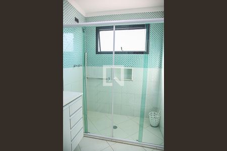 Apartamento à venda com 260m², 3 quartos e 2 vagas Apartamento à venda com 260m², 3 quartos e 2 vagasBanheiro da Suíte 2