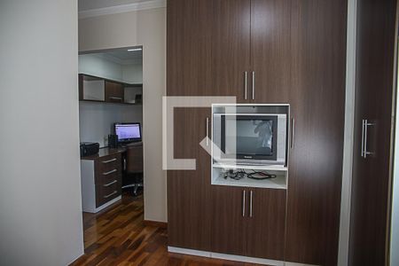 Apartamento à venda com 260m², 3 quartos e 2 vagas Apartamento à venda com 260m², 3 quartos e 2 vagasSuíte 1