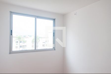 Quarto 1 de apartamento para alugar com 2 quartos, 48m² em Pechincha, Rio de Janeiro