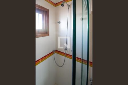 Casa à venda com 234m², 5 quartos e 4 vagas Casa à venda com 234m², 5 quartos e 4 vagasBanheiro 2