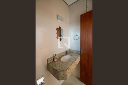 Casa à venda com 234m², 5 quartos e 4 vagas Casa à venda com 234m², 5 quartos e 4 vagasBanheiro 3