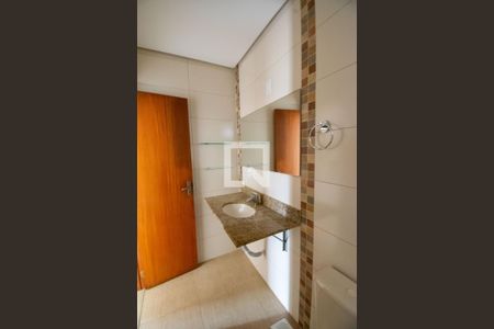 Casa à venda com 234m², 5 quartos e 4 vagas Casa à venda com 234m², 5 quartos e 4 vagasBanheiro da Suíte