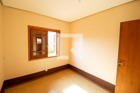 Casa à venda com 234m², 5 quartos e 4 vagas Casa à venda com 234m², 5 quartos e 4 vagasQuarto 2