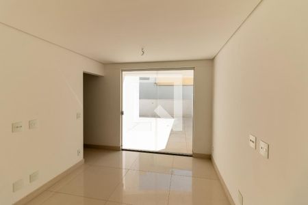 Sala de apartamento à venda com 3 quartos, 72m² em Serrano, Belo Horizonte