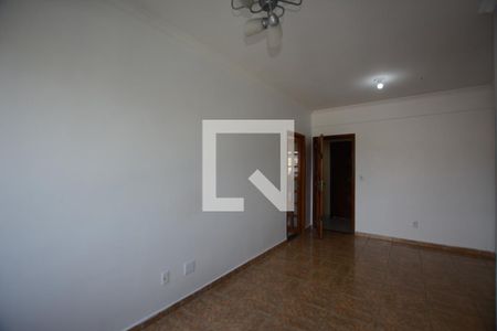 Sala de apartamento para alugar com 2 quartos, 60m² em Bento Ribeiro, Rio de Janeiro