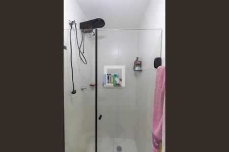 Banheiro da Suíte de apartamento à venda com 1 quarto, 28m² em Vila Penteado, São Paulo