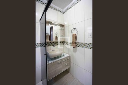 Banheiro 1 de casa para alugar com 3 quartos, 173m² em Piraporinha, Diadema
