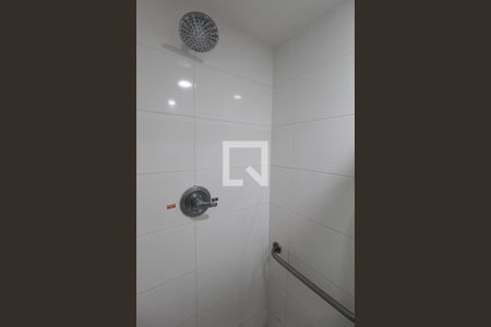 Banheiro de kitnet/studio à venda com 1 quarto, 33m² em Pampulha, Belo Horizonte