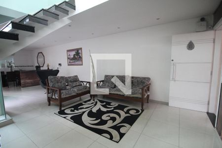 Sala de casa à venda com 3 quartos, 170m² em Vila Barbosa, São Paulo