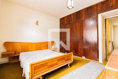 Casa para alugar com 379m², 5 quartos e 2 vagas Casa para alugar com 379m², 5 quartos e 2 vagasQuarto 3