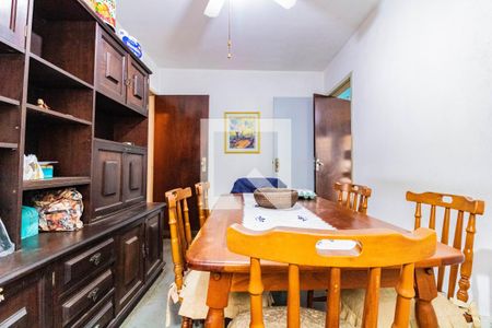 Casa para alugar com 379m², 5 quartos e 2 vagas Casa para alugar com 379m², 5 quartos e 2 vagasCopa