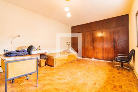 Casa para alugar com 379m², 5 quartos e 2 vagas Casa para alugar com 379m², 5 quartos e 2 vagasQuarto 2