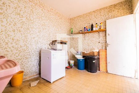 Casa para alugar com 379m², 5 quartos e 2 vagas Casa para alugar com 379m², 5 quartos e 2 vagasÁrea de Serviço