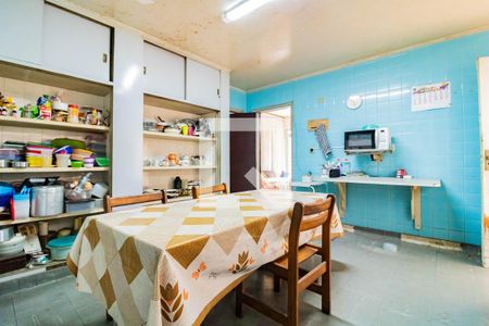 Casa para alugar com 379m², 5 quartos e 2 vagas Casa para alugar com 379m², 5 quartos e 2 vagasCozinha