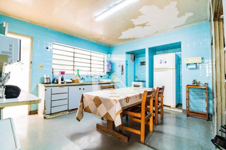 Casa para alugar com 379m², 5 quartos e 2 vagas Casa para alugar com 379m², 5 quartos e 2 vagasCozinha