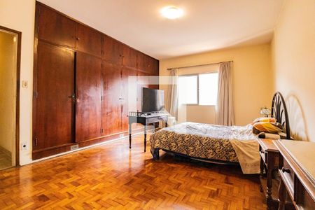 Casa para alugar com 379m², 5 quartos e 2 vagas Casa para alugar com 379m², 5 quartos e 2 vagasSuíte 1