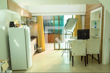 Sala/Cozinha de apartamento à venda com 2 quartos, 150m² em Barra da Tijuca, Rio de Janeiro