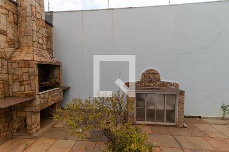 Casa à venda com 363m², 4 quartos e 6 vagas Casa à venda com 363m², 4 quartos e 6 vagasChurrasqueira