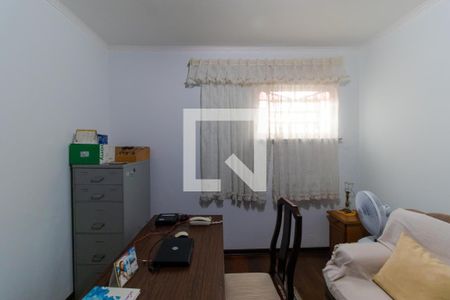 Casa à venda com 363m², 4 quartos e 6 vagas Casa à venda com 363m², 4 quartos e 6 vagasQuarto 01