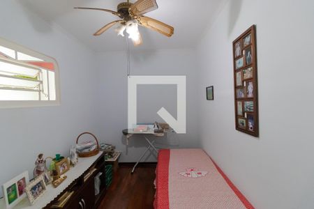 Casa à venda com 363m², 4 quartos e 6 vagas Casa à venda com 363m², 4 quartos e 6 vagasEscritório