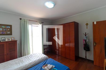 Casa à venda com 363m², 4 quartos e 6 vagas Casa à venda com 363m², 4 quartos e 6 vagasSuíte 01